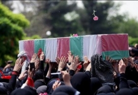 تشییع و تدفین پیکر مطهر شهید مدافع حرم در دزفول تشییع و تدفین پیکر مطهر شهید مدافع حرم در دزفول