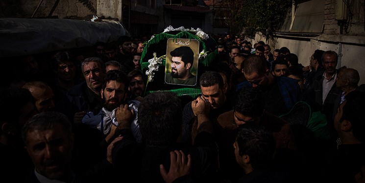 دستنوشته رهبری بر تصویر شهیدجهادگر دستنوشته رهبری بر تصویر شهیدجهادگر