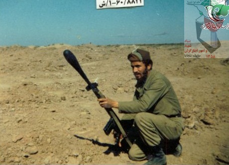 تنها شهیدی که امام خمینی (ره) بر گلویش بوسه زد تنها شهیدی که امام خمینی (ره) بر گلویش بوسه زد