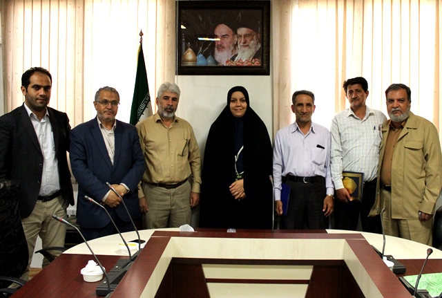 تجلیل از آزادگان شاغل در بخشداری مرکزی ری تجلیل از آزادگان شاغل در بخشداری مرکزی ری