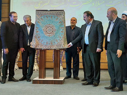 رونمایی از کتاب رونمایی از کتاب