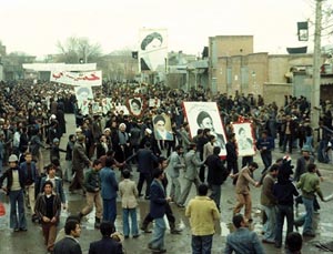 قیام 7 دی، نقطه عطف قزوین در تاریخ انقلاب قیام 7 دی، نقطه عطف قزوین در تاریخ انقلاب