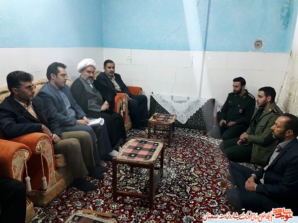 دیدار مدیر کل بنیاد شهید استان با خانواده دو شهید والامقام مهدیشهر دیدار مدیر کل بنیاد شهید استان با خانواده دو شهید والامقام مهدیشهر