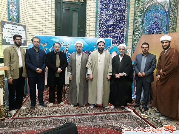 محفل انس با قرآن در مهدیشهر با حضور قاری بین المللی 