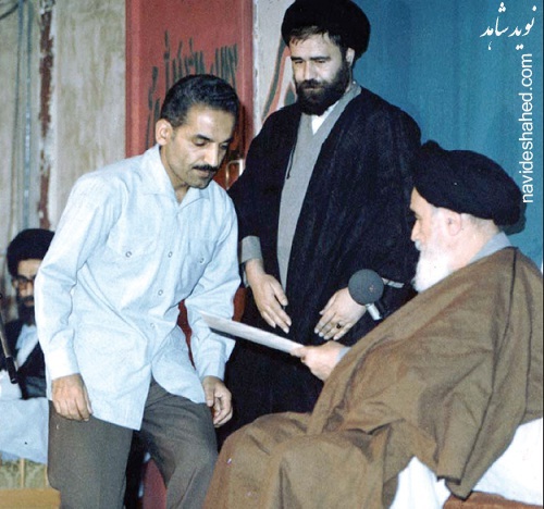 شهید رجایی یک انسان مردمی، درستکار، صادق و مطیع امام بودند شهید رجایی یک انسان مردمی، درستکار، صادق و مطیع امام بودند