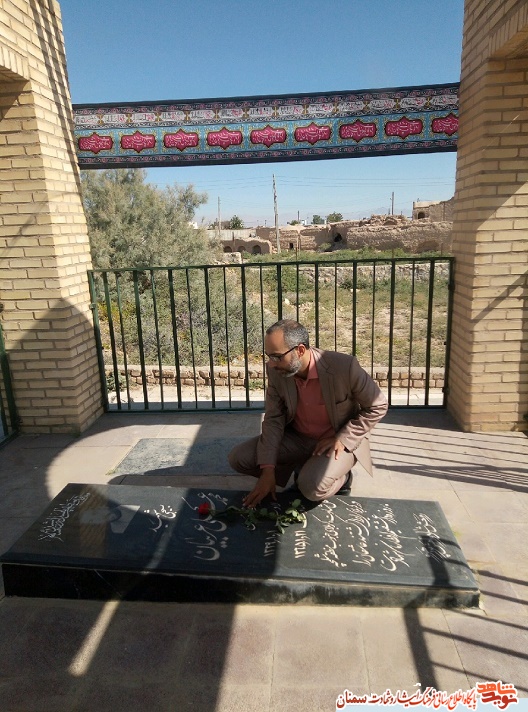 گلباران قبور مطهر شهدا در سرخه گلباران قبور مطهر شهدا در سرخه
