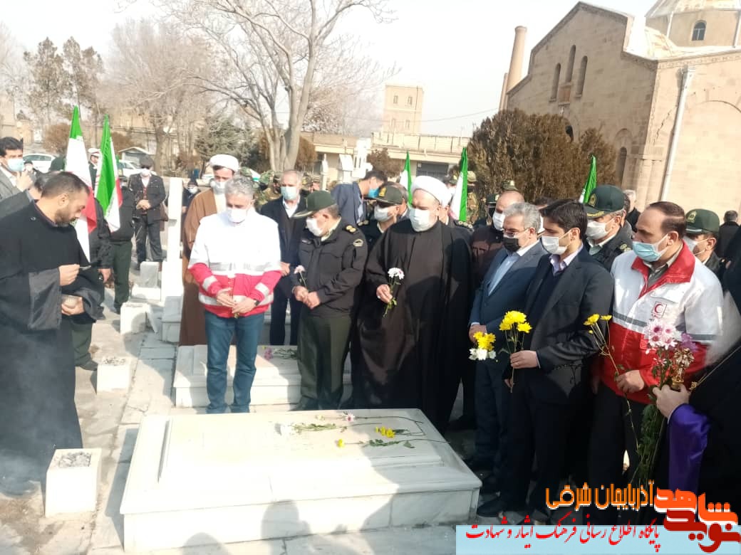 گزارش تصویری غبار رویی مزار شهدای ارامنه