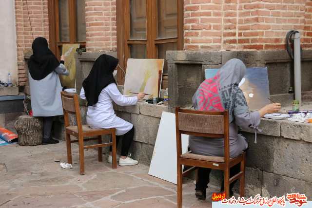 مراسم اهداء جوایز مسابقه ور کشاپ نقاشی باعنوان «رهایی»