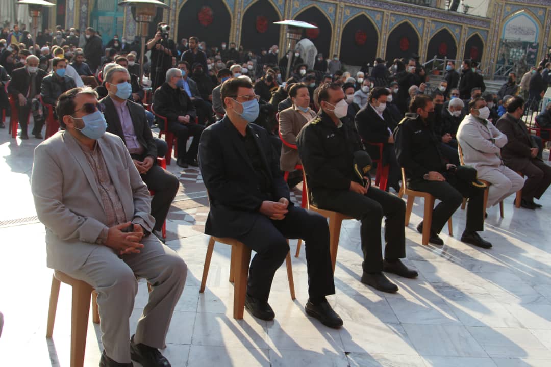 حضور رئیس بنیاد شهید و امور ایثارگران در مراسم گرامیداشت شهدای هواپیمای اوکراینی در امامزاده صالح(ع)