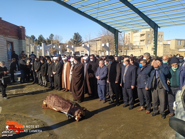 پدر شهیدان والامقام«چیپال» به فرزندان شهیدش پیوست پدر شهیدان والامقام«چیپال» به فرزندان شهیدش پیوست