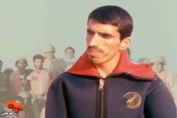 علی عابدينی همان اول شهيد شد