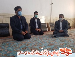 تجلیل رئیس بنیاد شهید کوهدشت از جانباز «حاج علی موحدی نیا»