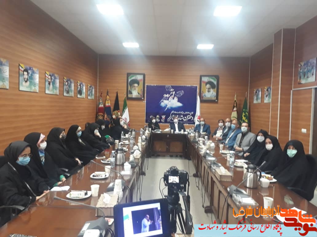 نخبگان شاهد، در ترویج فرهنگ ایثار و شهادت نقش مهمی دارند