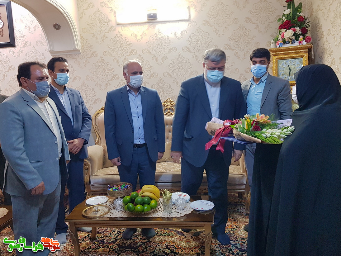 دیدار استاندار خراسان رضوی با سردار شهید حسین جلایری