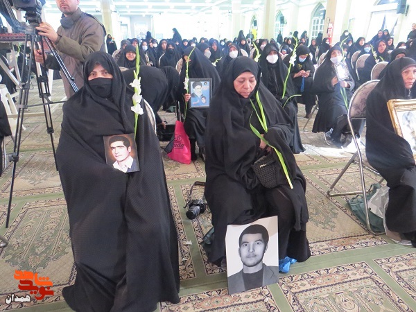 گزارش تصویری| تجلیل از مادران شهدا (۱)
