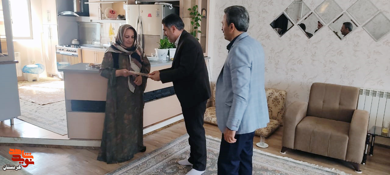 دیدار و تجلیل از خانواده‌های شاهد و ایثارگر در سنندج و مریوان