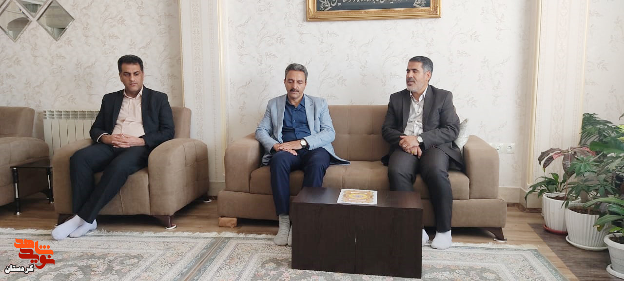 دیدار و تجلیل از خانواده‌های شاهد و ایثارگر در سنندج و مریوان