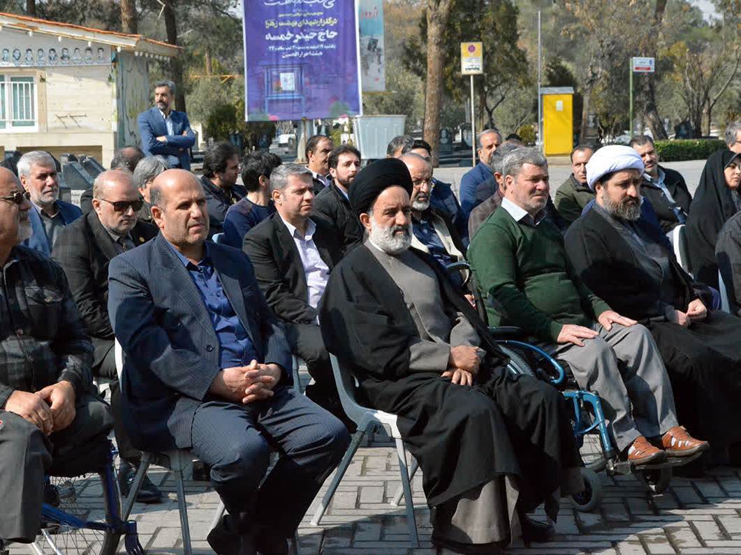 تجدید میثاقها با شهدا باید همراه با استمرار راه شهیدان و خانوادههای آنها باشد تجدید میثاقها با شهدا باید همراه با استمرار راه شهیدان و خانوادههای آنها باشد