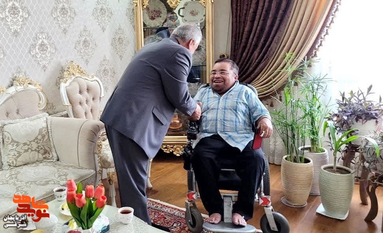 دیدار سرپرست بنیاد آذربایجان شرقی با فرزند شهید رنجبر در فضایی دوستانه و صمیمی