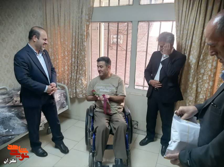 جمعی از مسئولین سازمان ها با جانبازان در آسایشگاه بهشتی تهران دیدار کردند
