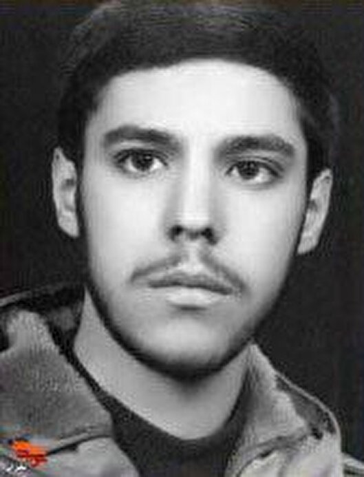 گره‌گشای راه انقلاب باشید