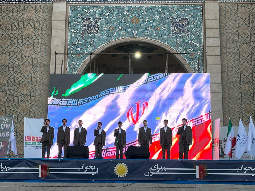 گزارش مراسم رونمایی از ۳۶ عنوان اثر تازه‌ «نشر شاهد»