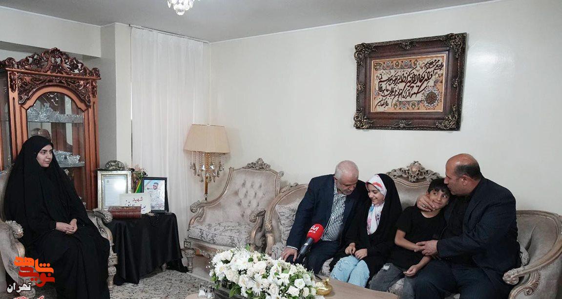 دیدار مدیرکل بنیاد شهید تهران با خانواده شهیدان علیرضا بوستان‌افروز، مرتضی طیب مسعود و جابر بیات