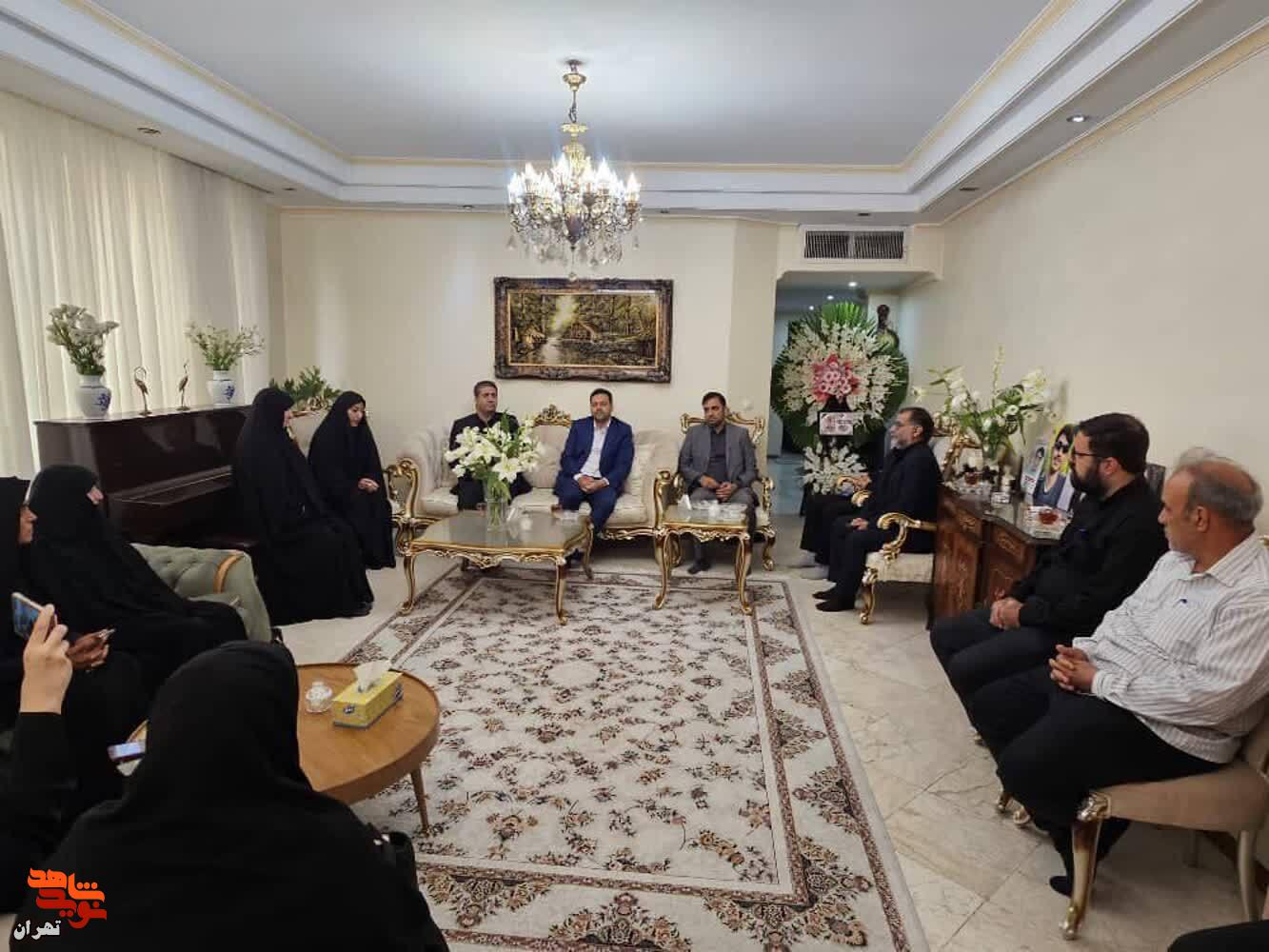 دیدار باشکوه مسئولان با خانواده شهید دانش‌آموز «متین صفائیان»