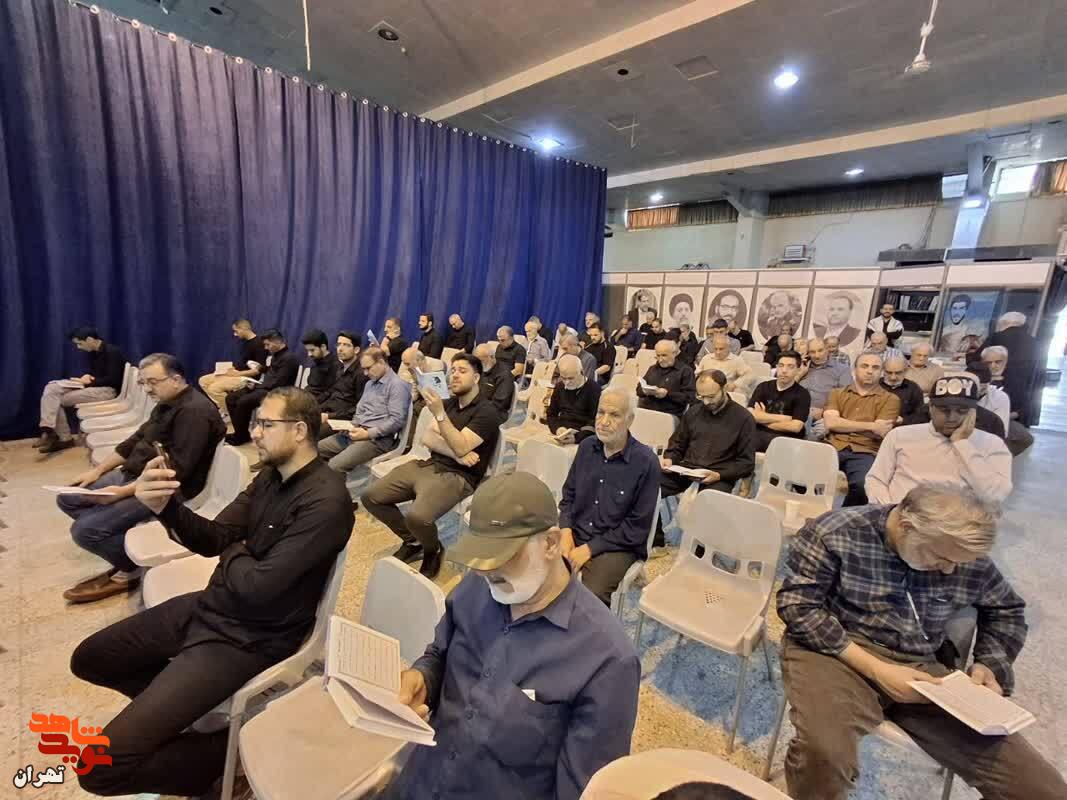 نوای دلنشین دعای ندبه در گلزار شهدای تهران طنین انداز شد