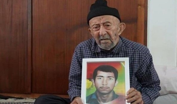 پدر شهید «مسافر» در کنار فرزند شهیدش آرام گرفت