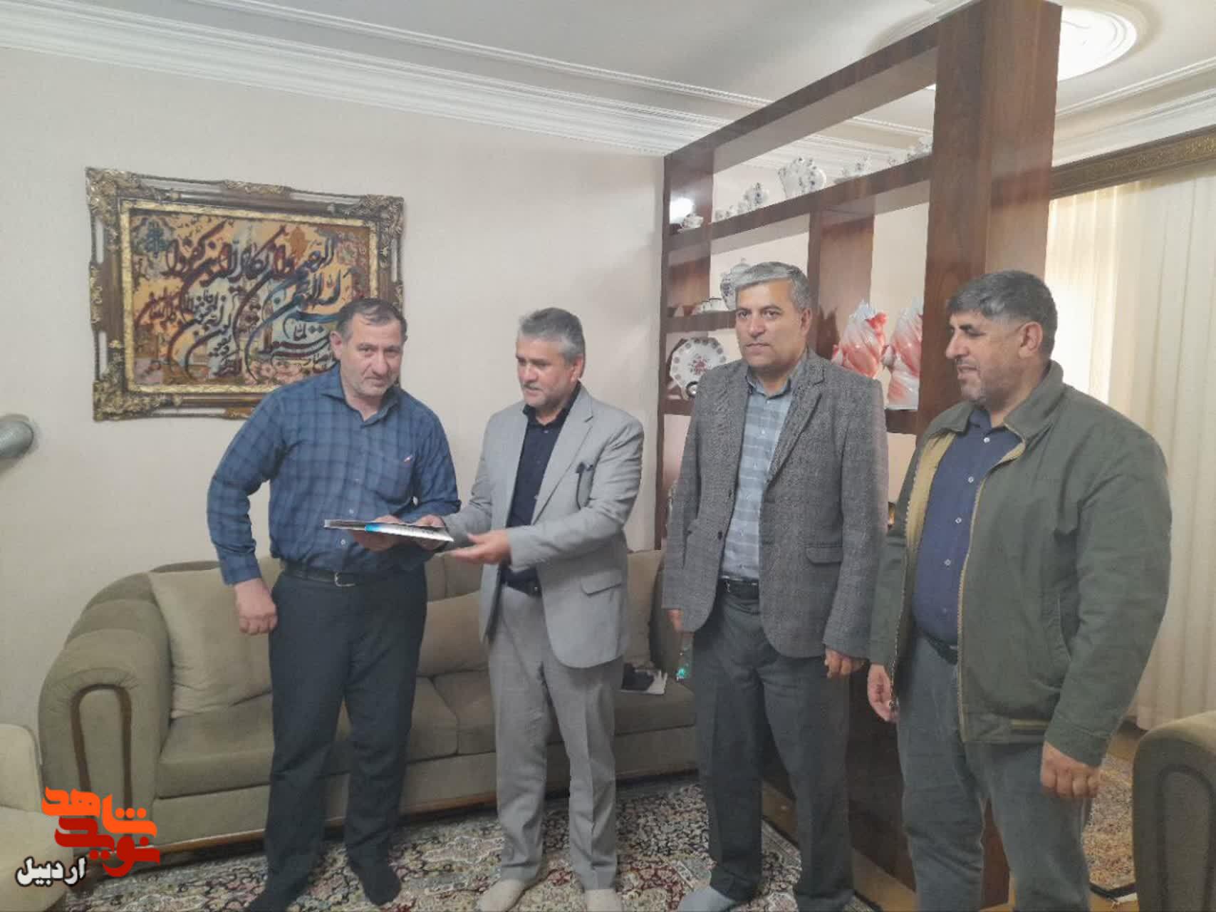 دیدار با جانبازان و خانوادههای معزز جانباز در خلخال دیدار با جانبازان و خانوادههای معزز جانباز در خلخال