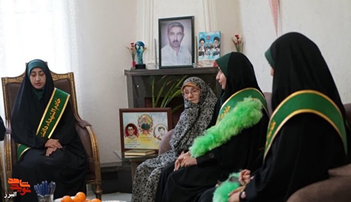 گزارش تصویری| دیدار با مادران آسمانی؛ کاروان مهر مادری در آستان شهدا