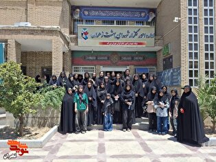 تجدید میثاق کاروان مردمی با شهدا در گلزار شهدای...