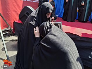 از «شهید» بگو؛ زمزمه‌های عاشقانه زائران در موکب...
