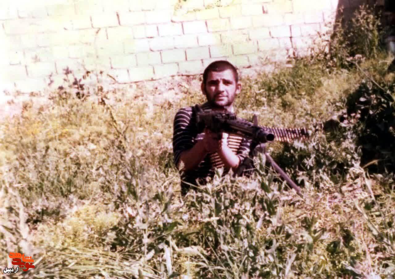 از مردم بخواهید تا صف نمازها را فشردهتر کنند از مردم بخواهید تا صف نمازها را فشردهتر کنند