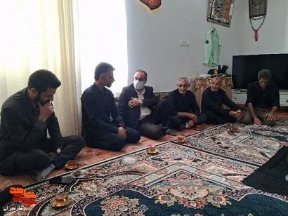 دیدار مدیرکل بنیاد شهید مازندران با خانواده شهید مدافع امنیت نظام دست گشاده در آمل+تصاویر
