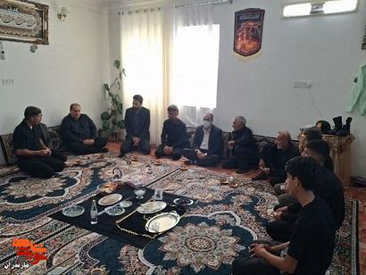 دیدار مدیرکل بنیاد شهید مازندران با خانواده شهید مدافع امنیت نظام دست گشاده در آمل+تصاویر