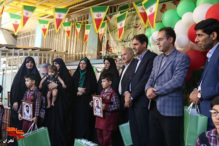 گزارش تصویری (سری دوم) | نواختن زنگ ایثار و مقاومت در مدارس شاهد تهران...