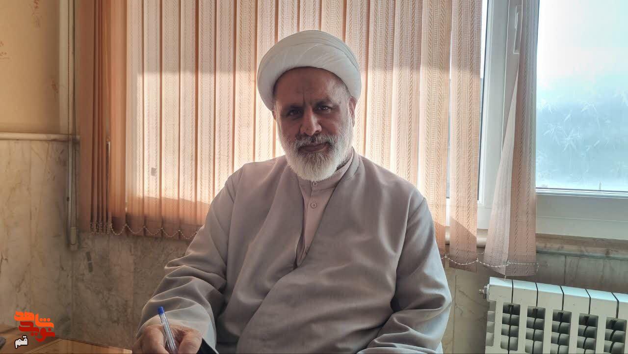 حجت الاسلام «محمد نارویی» برنامههای بنیاد را برای تکریم شهدا تشریح کرد حجت الاسلام «محمد نارویی» برنامههای بنیاد را برای تکریم شهدا تشریح کرد