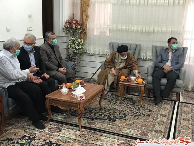 دیدار نماینده ولی فقیه در استان سمنان با والدین معزز شهید والامقام سیدحسن طاهری- سمنان هفدهم اسفند ۹۹