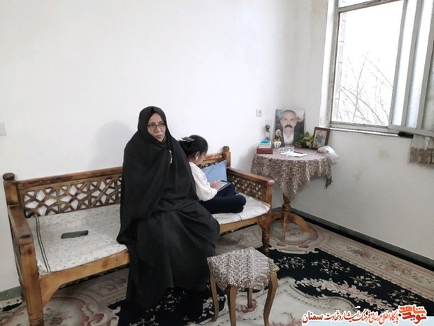 دیدار دکتر یزدانی مدیرکل بنیاد شهید استان سمنان با خانودههای معزز شاهد و ایثارگر شهرستان مهدیشهر- یازدهم فروردین ۱۴۰۰