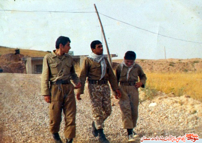 نفر اول از چپ شهید شعبان مربی‌طزره