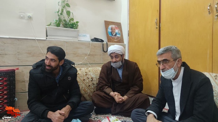 دیدار بسیجیان شهرستان سرخه با مادر معزز شهید والامقام رضا مرادی - بیست و ششم دیماه ۱۴۰۰ شهرستان سرخه