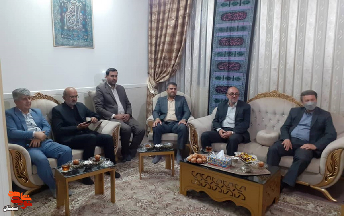 دیدار مسئولان شاهرودی با همسر گرامی شهید گران‌قدر اسحاق قدیری - یکم شهریورماه ۱۴۰۱ شهرستان شاهرود