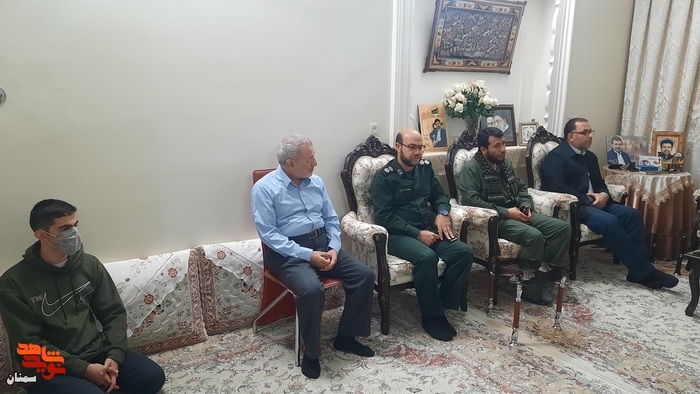 دیدار مسئولان با خانواده معزز شهید گران‌قدر محمد عبدوس - پنجشنبه سوم آذرماه ۱۴۰۱ شهرستان سمنان