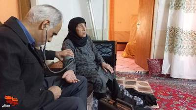 دیدار رئیس بنیاد شهید شهرستان دامغان و دکتر مقدسی با مادر معزز طلبه شهید مجتبی مطلبینژاد- بیستم دیماه ۱۴۰۱ روستای فرات شهرستان دامغان