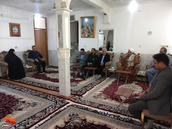 دیدار مسئولان محلی شهرستان دامغان با خانواده معظم شهید والامقام فرهاد روشنایی- ششم اردیبهشتماه ۱۴۰۲ شهرستان دامغان
