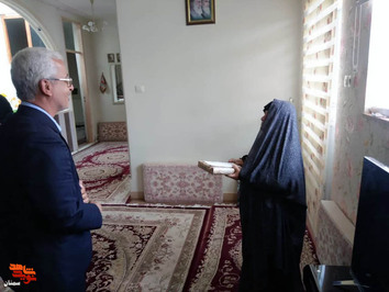 دیدار مسئولان محلی شهرستان دامغان با خانواده معظم شهید والامقام علی‌اکبر محکم‌کار- ششم اردیبهشت‌ماه ۱۴۰۲ شهرستان دامغان