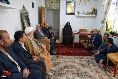 دیدار مسئولان با خانواده معزز شهید والامقام عابدین حاج‌مهدی- دهم اردیبهشت‌ماه ۱۴۰۲ شهرستان شاهرود