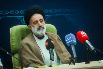 پویش بین‌المللی «ایثار؛ من می‌نویسم» می‌تواند زمینه‌ساز گسترش پیام ایثار در جهان باشد